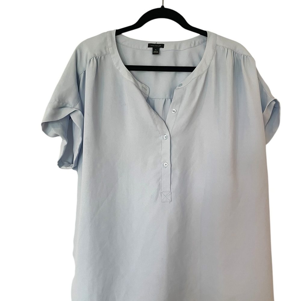 Ann Taylor Lightest Blue Dolman Sleeve Blouse Relaxed Fit